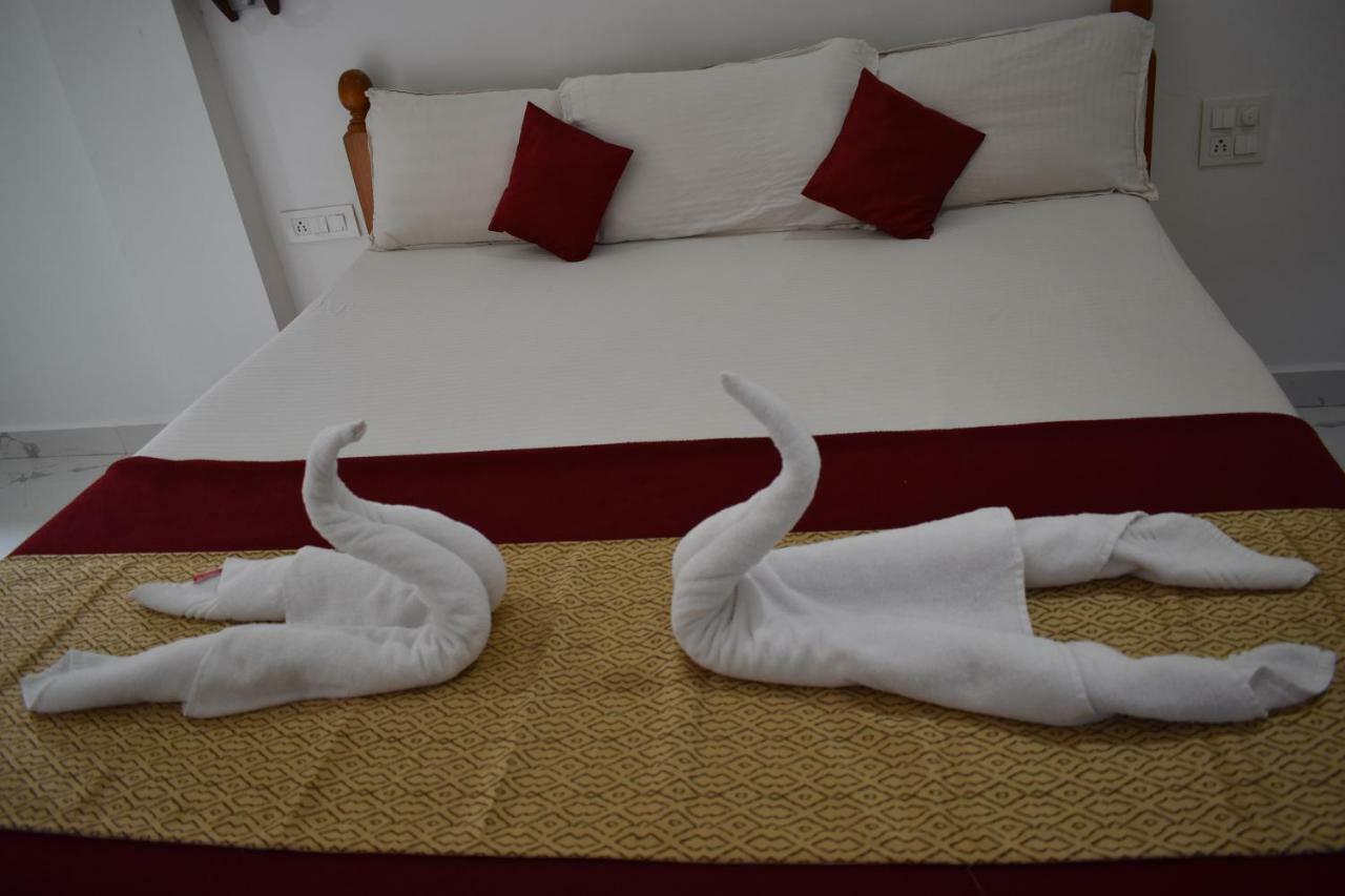 Hotel Mj Beach Resort Baga Exterior foto